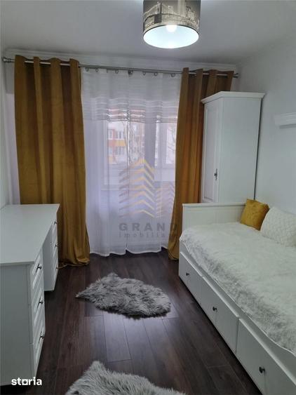 Apartament cu 3 camere în Central