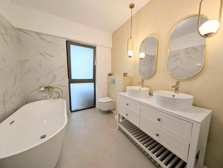 Apartament nou cu 3 camere decomandate, 84mp, superfinisat, mobilat si utilat, 2 bai si 2 balcoane, - 4