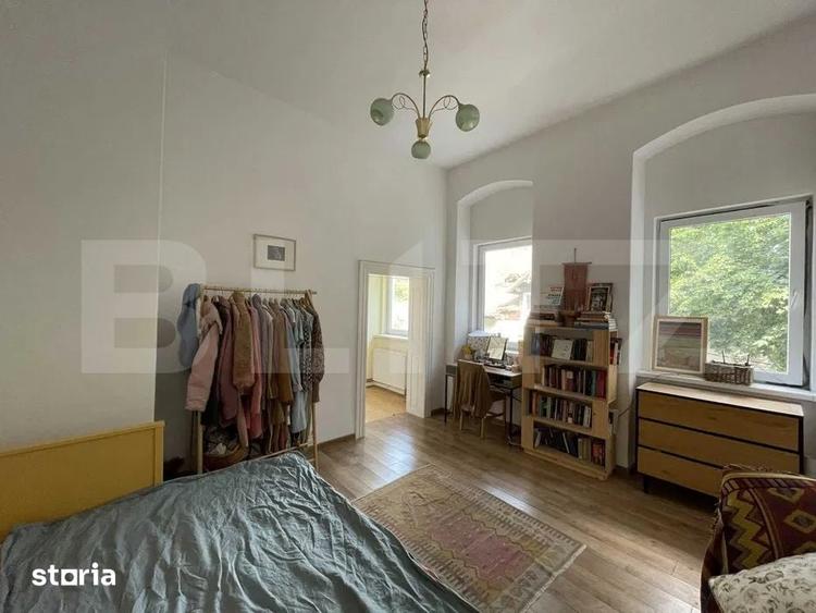 Inchiriez apartament -2 camere - Central - 100 mp - 5
