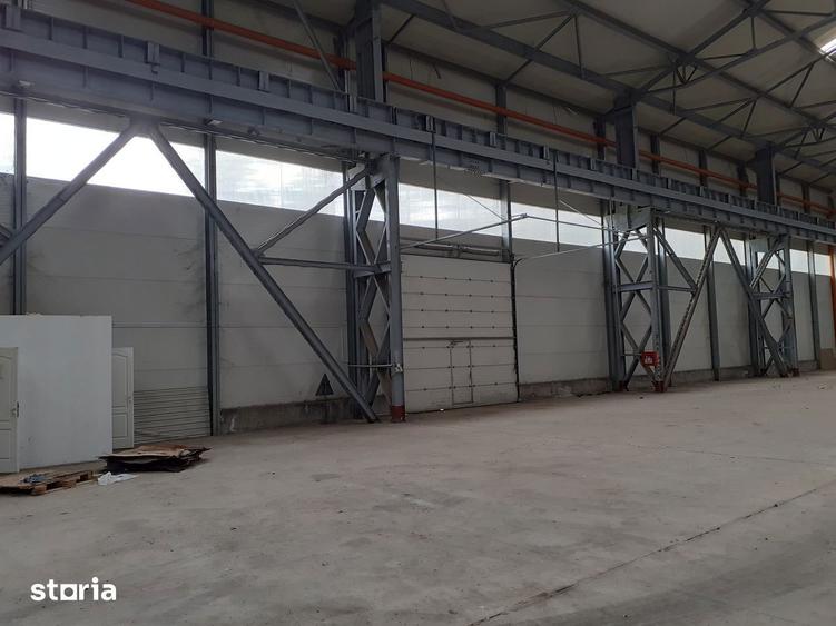 Spațiu comercial, de 1,850 mp, în Titan