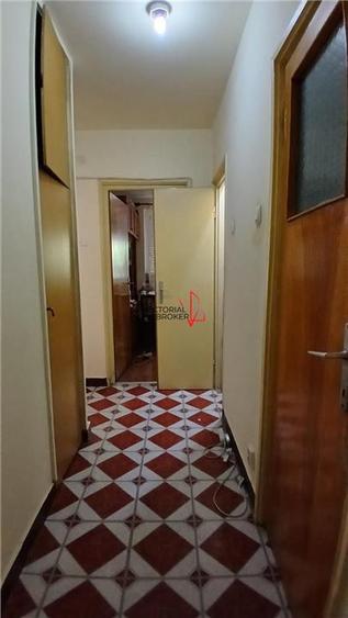 Apartament cu 3 camere semidecomandat în Vatra Luminoasă