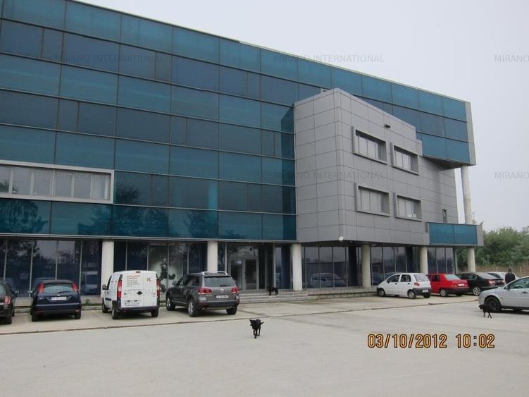 Birou, de 10,000 mp, în Domnești