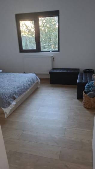 Casă individuală cu 6 camere cu Canalizare în Lumina