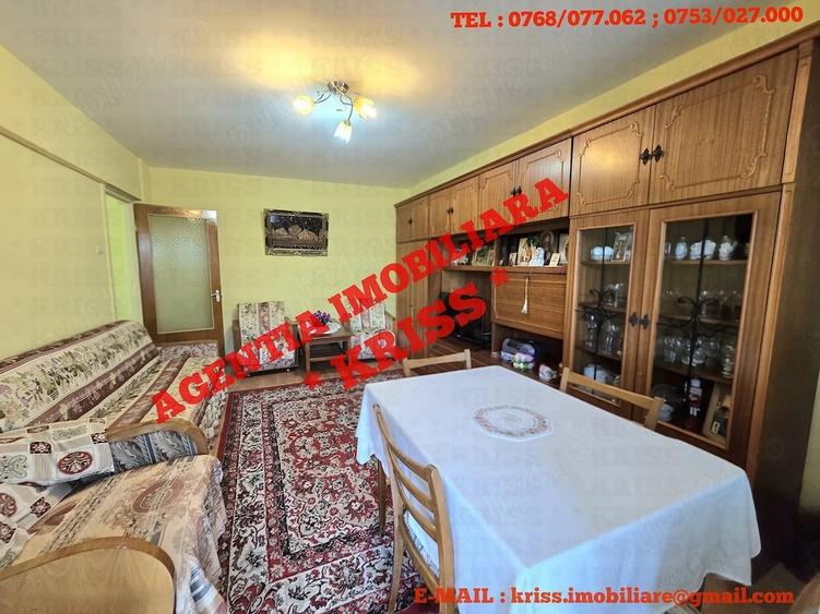 Apartament cu 3 camere decomandat în Exercițiu
