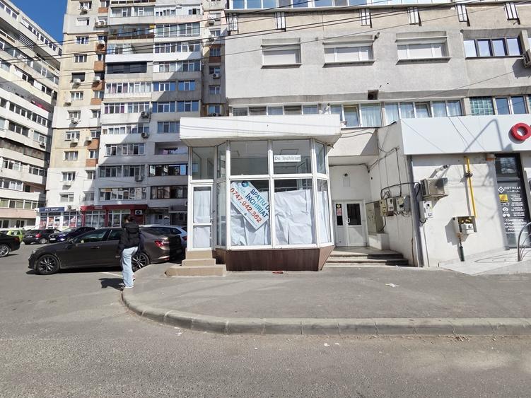 Spațiu comercial, de 36 mp, în Micro 18