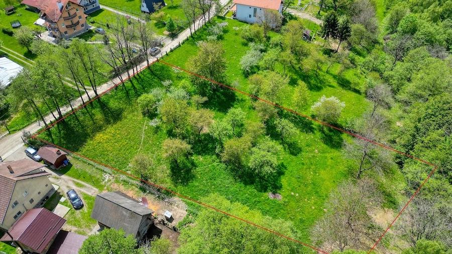 Teren de 763 mp, în Predeluț