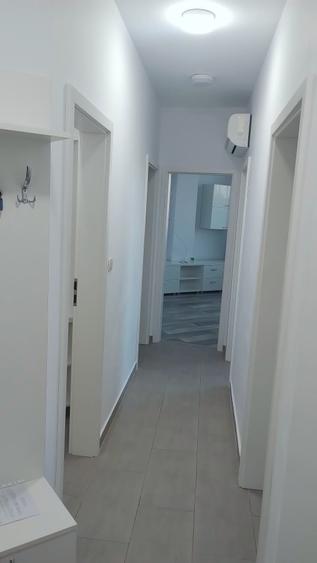 Apartament cu 2 camere decomandat în Valea Adâncă