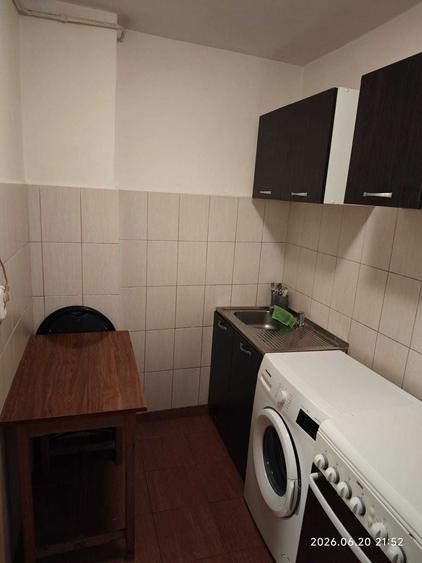 Închiriere 🏡 Garsonieră, 300 m de Facultatea de Construcții-Teiul Doamnei - 2