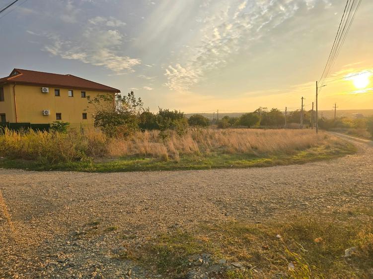 Teren Construcții intravilan de 500 mp, în Tuzla
