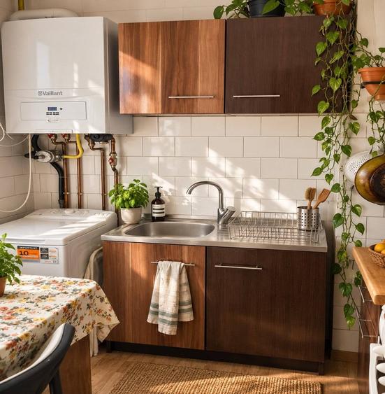 Apartament cu 2 camere decomandate, 50mp, etaj 2, finisat, in Centru - 1