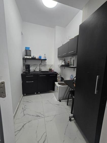 Apartament cu 3 camere decomandat în Sebastian