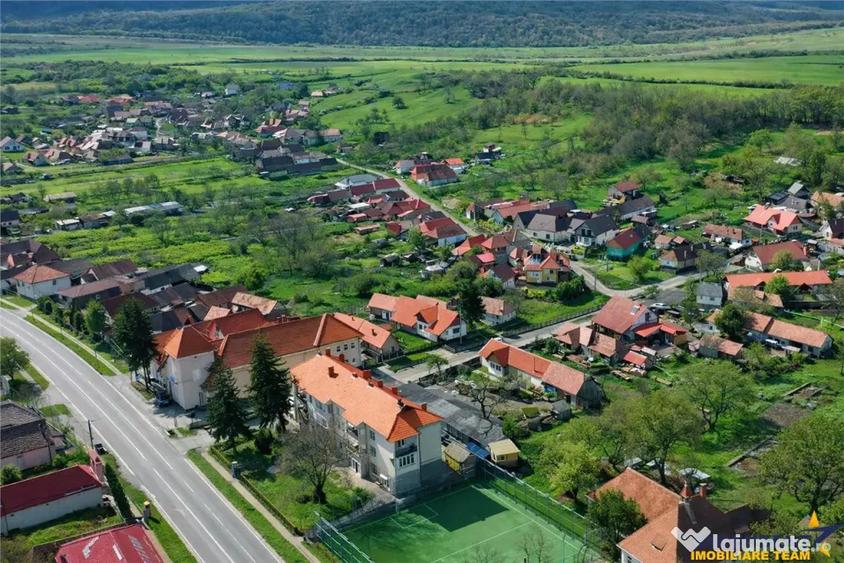 Casă cu 3 camere cu Teren 400 Mp în Brâncovenești