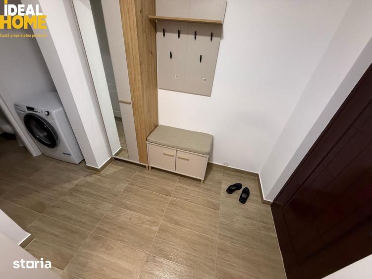 Apartament cu 2 camere decomandat în Podul de Fier
