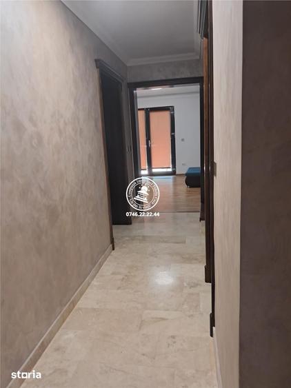 Casă cu 3 camere cu Teren 450 Mp în Podul de Fier