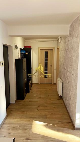 Apartament cu 2 camere semidecomandat, mobilat în Între Lacuri