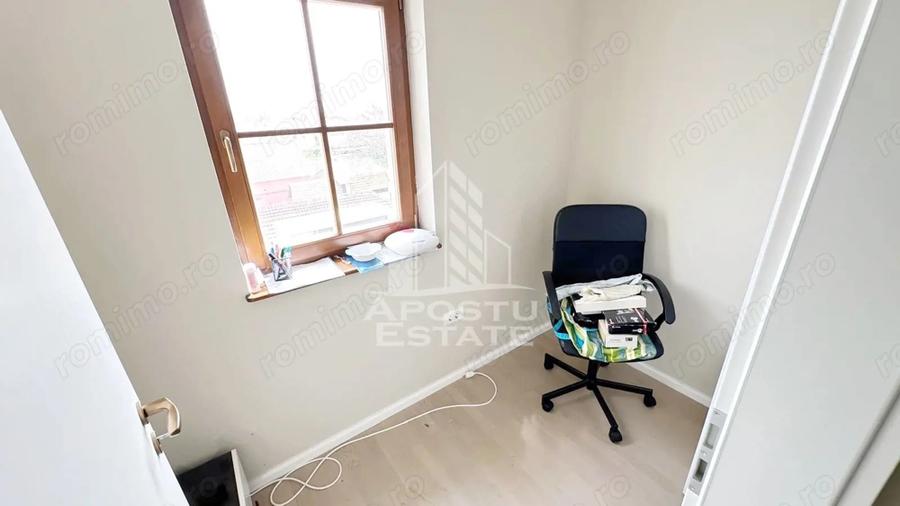 Apartament cu 3 camere semidecomandat, mobilat în Giroc