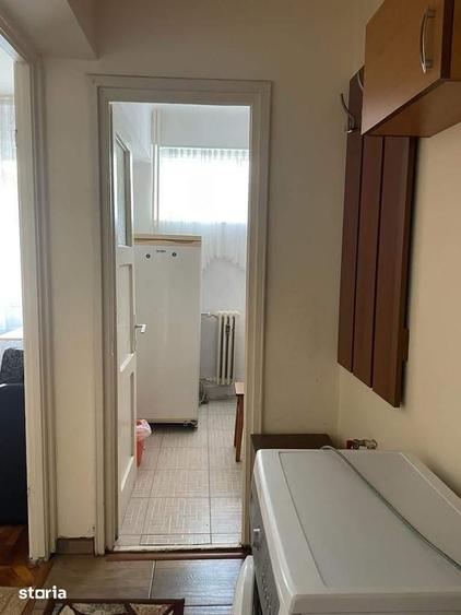 Garsonieră decomandată în Central