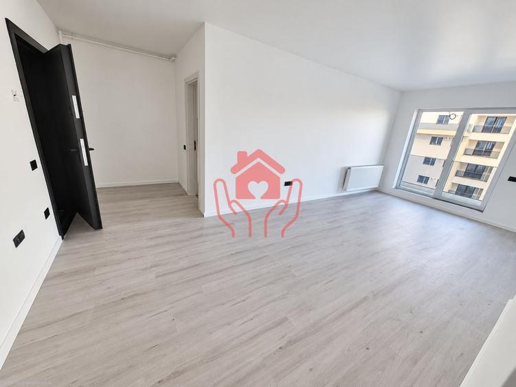 Apartament cu 3 camere semidecomandat în Titan