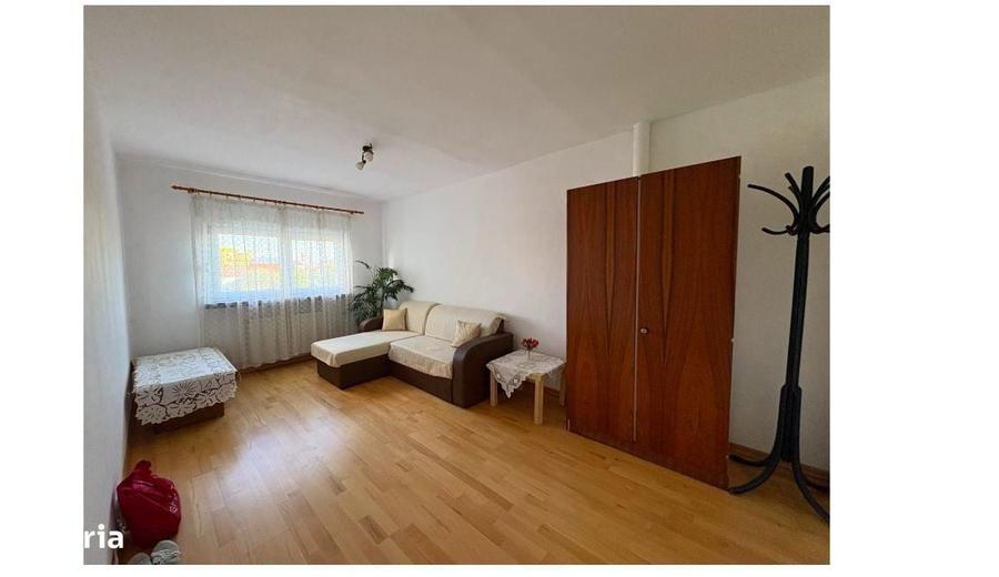 Apartament cu 2 camere decomandat în Mihai Viteazul