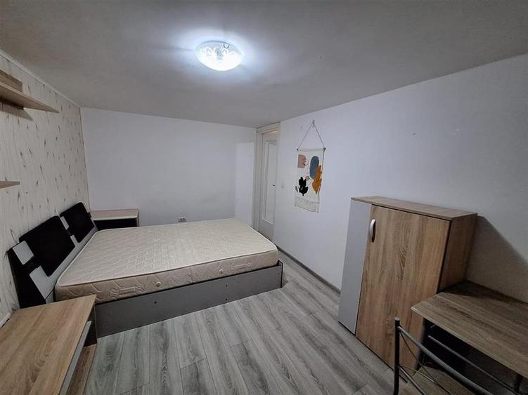 Apartament cu 2 camere decomandat în Tătărași