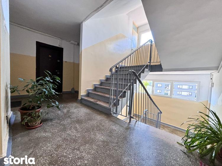 Apartament cu 3 camere decomandat, mobilat în Drumul Taberei — fotografia 3