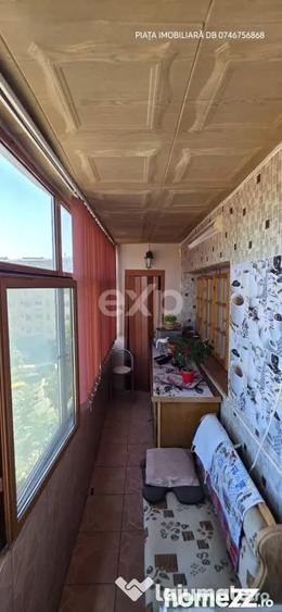 Apartament cu 2 camere decomandat în Micro 4