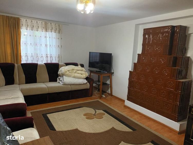 Casă cu 4 camere în Baisa