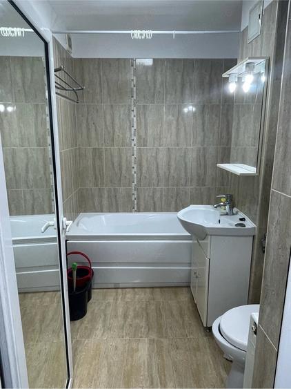 Apartament cu 2 camere semidecomandat în Energia
