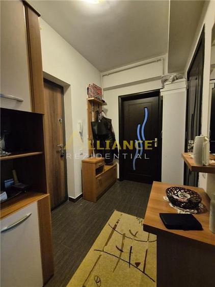 Apartament cu 2 camere decomandat în Berceni