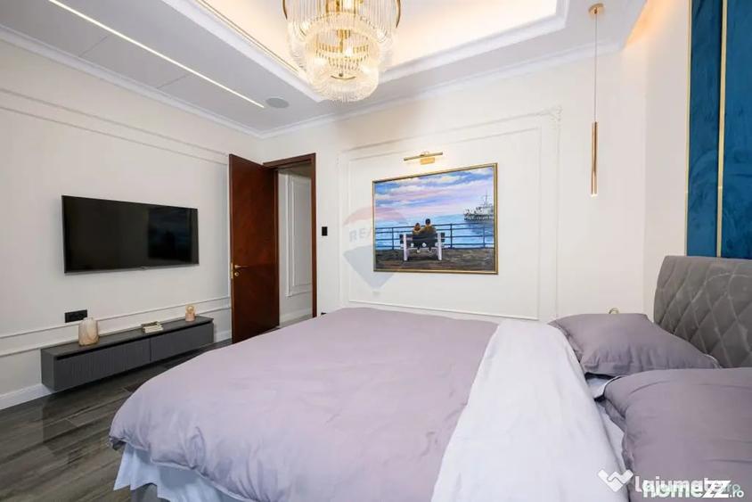 Apartament cu 4 camere decomandat în Olimp