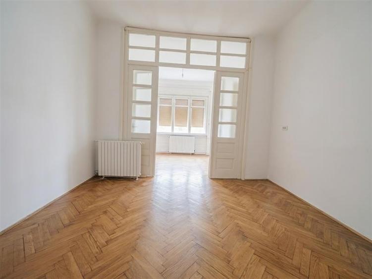Apartament cu 2 camere nedecomandat în Ultracentral