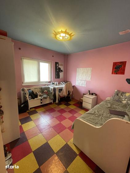 Apartament cu 3 camere decomandat, mobilat în 13 Septembrie