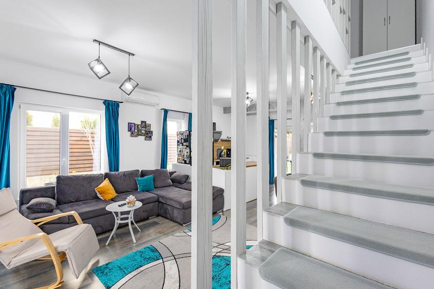 Duplex cu 3 camere cu Canalizare în Dumbrăvița