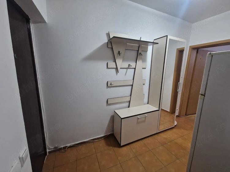 Garsonieră decomandată în Buziașului