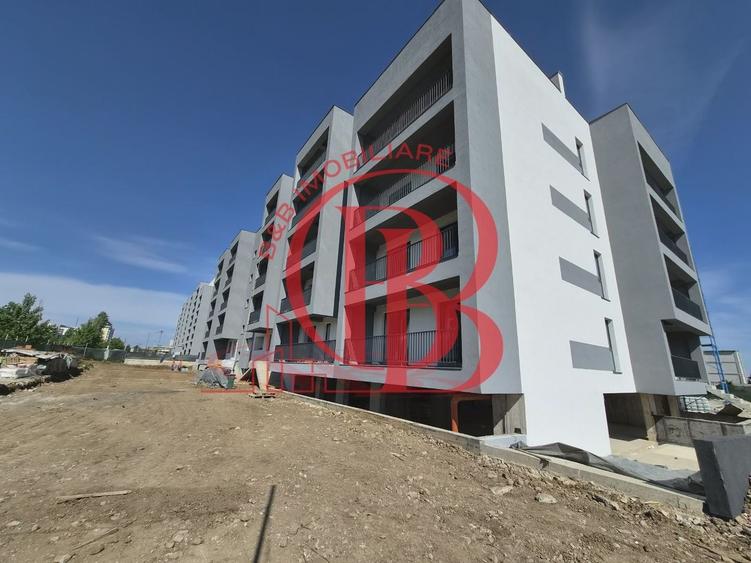 Apartament cu 2 camere decomandat în Titan
