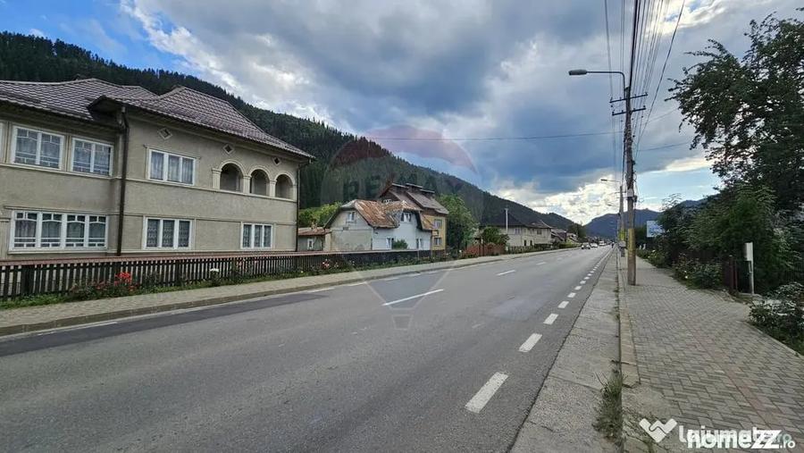 Teren de 4822 mp, în Central