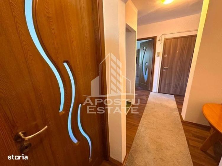 Apartament cu 2 camere decomandat în Lipovei