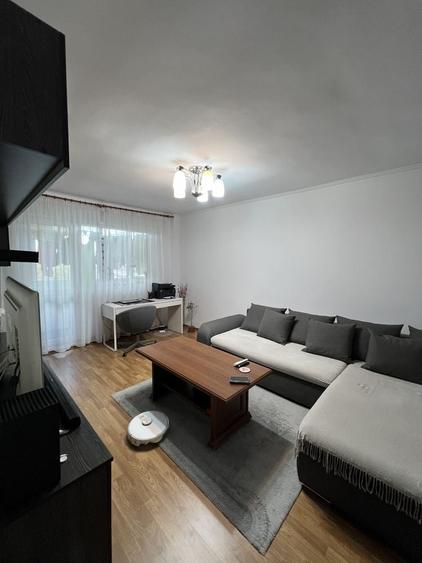 Apartament cu 2 camere decomandat în Vest