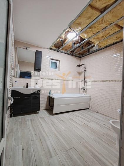 Casă individuală cu 3 camere cu Teren 1800 Mp în Brodoc