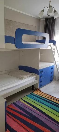 Apartament cu 3 camere decomandat în Traian