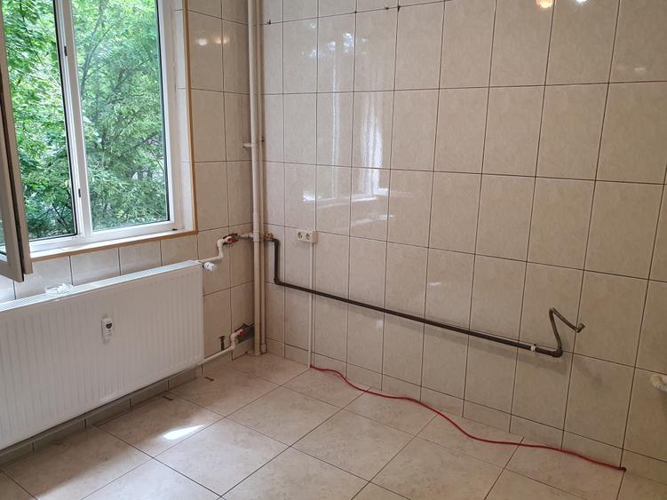 Apartament cu 2 camere decomandat în Drumul Taberei