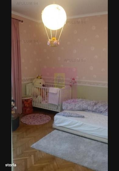 Casă cu 4 camere în Drumul Sării