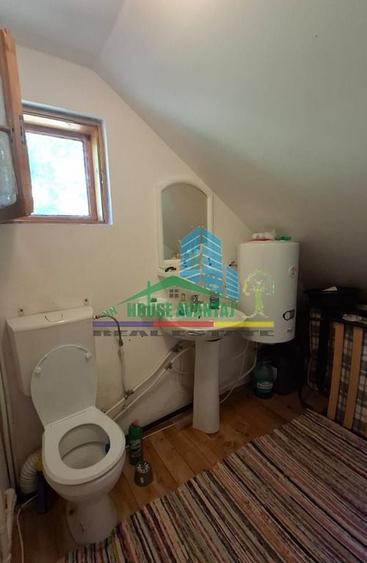 Casă cu 5 camere cu Teren 4070 Mp în Soveja