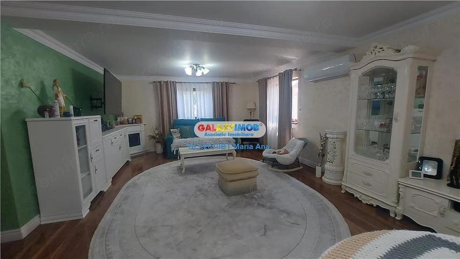 Casă cu Teren 2000 Mp în Central