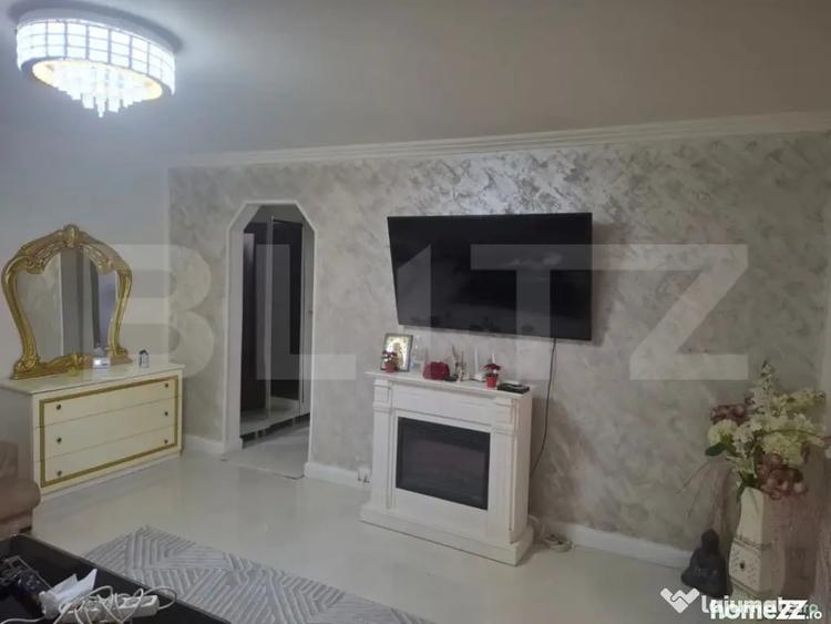 Apartament cu 2 camere semidecomandat în Micro 11