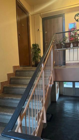 Apartament cu 2 camere semidecomandat în Sud