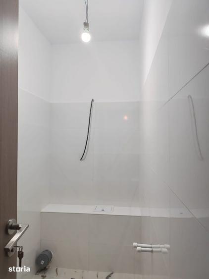 Apartament cu 3 camere decomandat în Mioriței