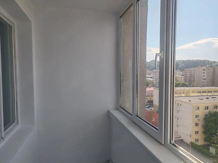 Apartament cu 2 camere semidecomandat în Astra