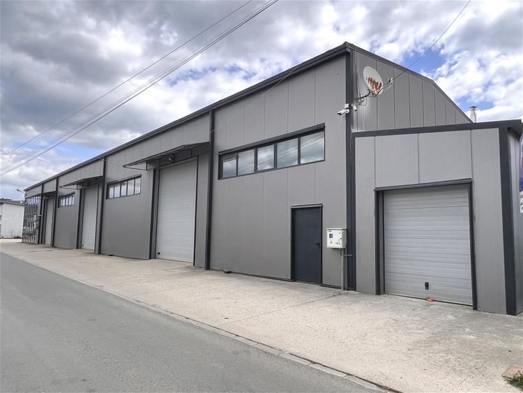 Spațiu industrial, de 592 mp, în Florești