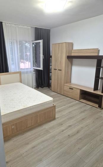 Berceni, str. Anghel Moldoveanu - 3